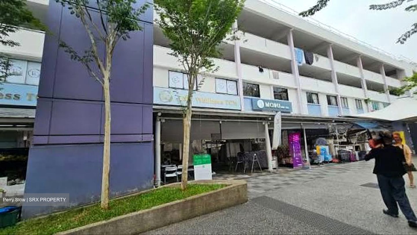 New Upper Changi Road (D16), Shop House #581161461